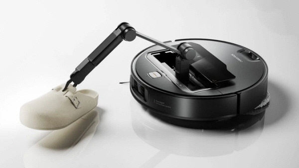 팔 달린 로봇청소기 Saros Z70 제품 모습 <로보락 제공>